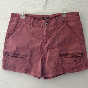 Women's shorts - Supplies